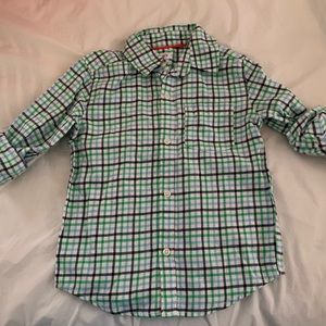 3T button down shirt 💚